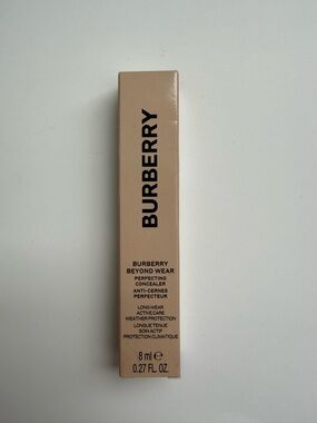 Burberry Beyond Wear Perfecting Concealer - 35 Light Cool